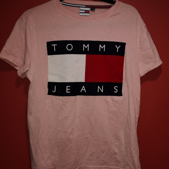 Tommy Hilfiger tee - Picture 1 of 1
